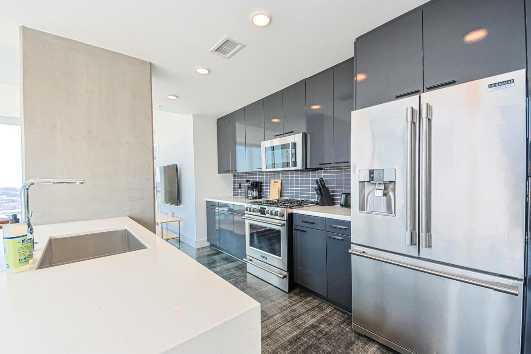 Elegant Urban Oasis 2br 2ba Los Ángeles